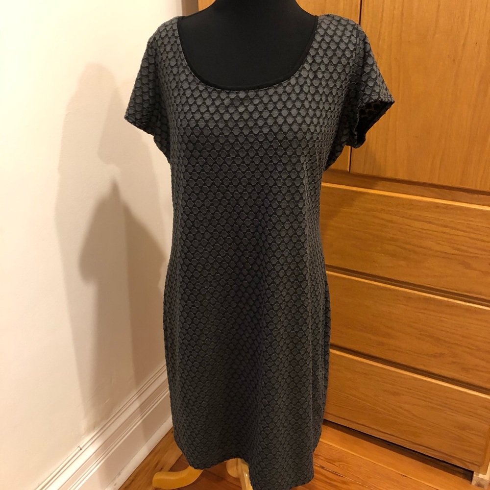 MAX STUDIO DRESS
